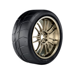 371000 Nitto NT01 315/30R18 BSW Tires