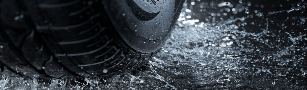 what is tire hydroplaning