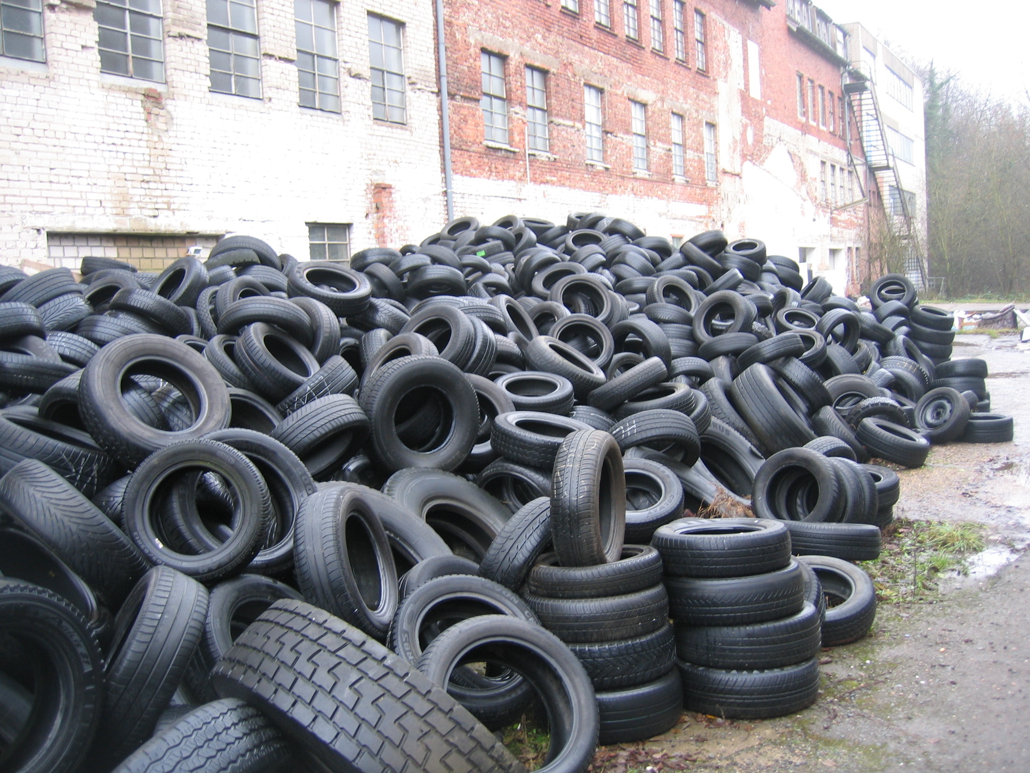 how-much-does-it-cost-to-dispose-of-tires