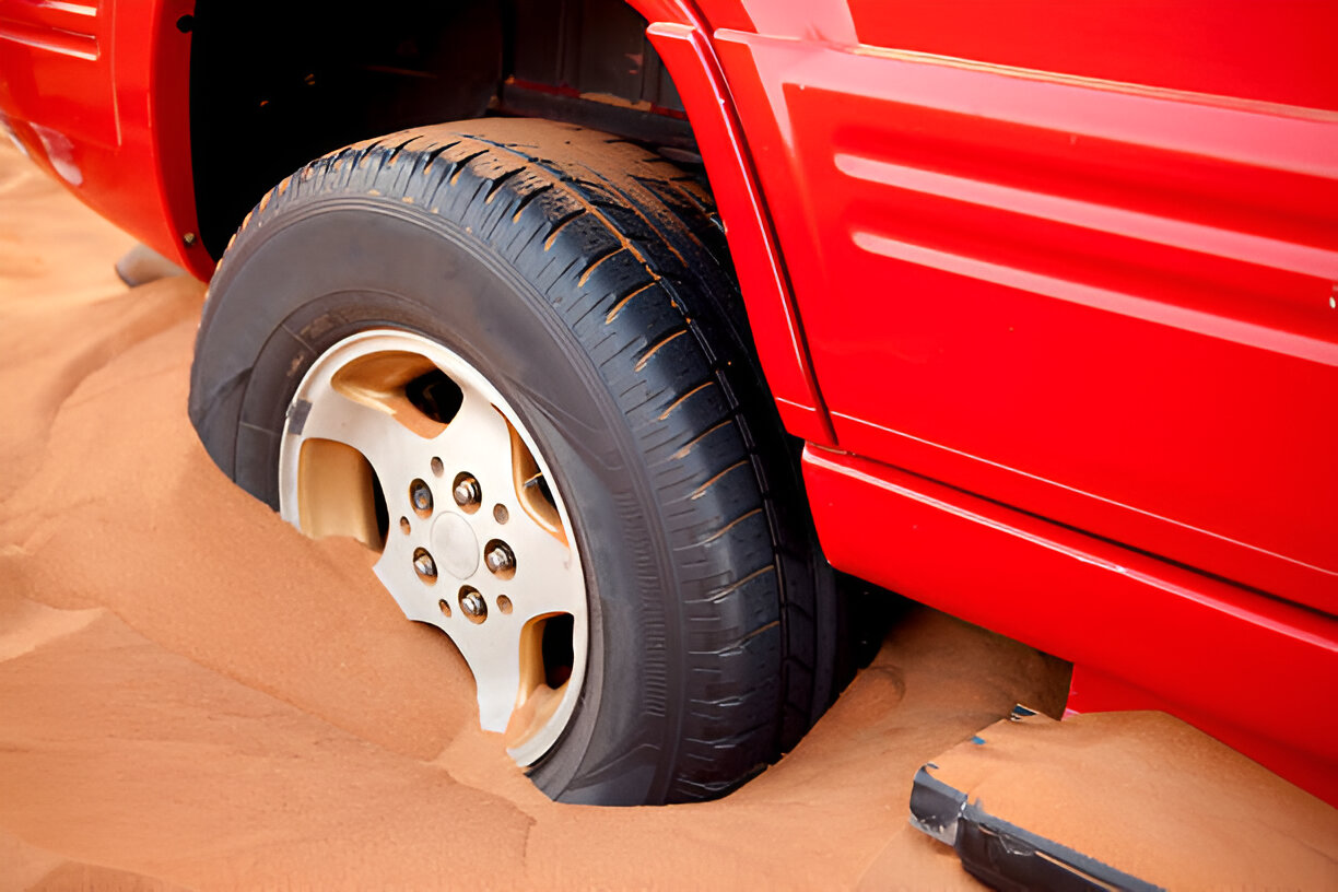 Achilles Desert Hawk UHP SUV Tire