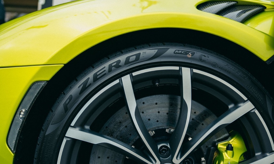 Pirelli P Zero