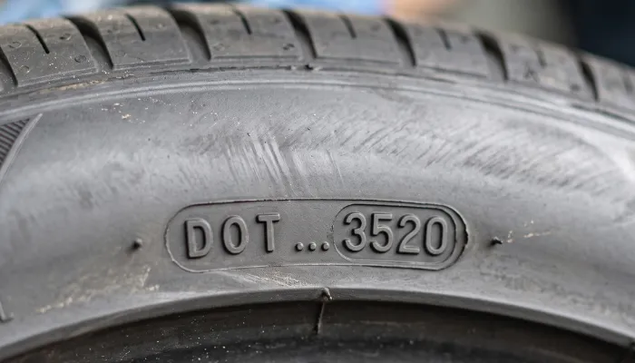 reading the DOT date code on a Sailun tire sidewall