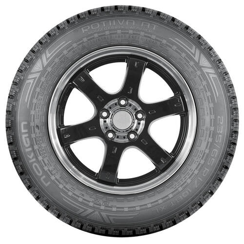 215/60R17 Winter tires / Nokian Tires